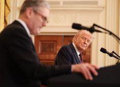 https://commons.wikimedia.org/wiki/File:Starmer-Trump_bilateral_2025-02-27-20-42.jpg